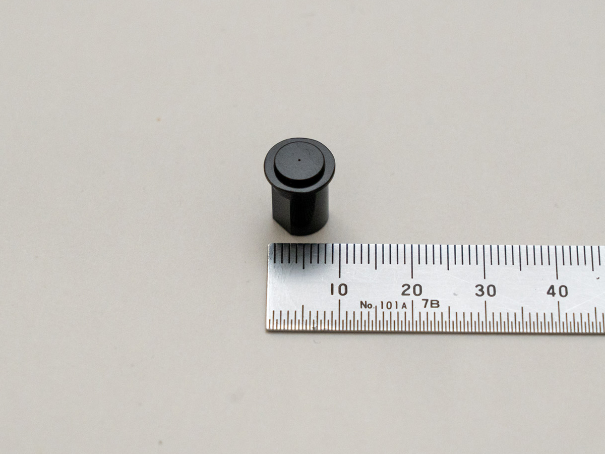0.1mmの微細穴を加工したアルミ製ノズル部品